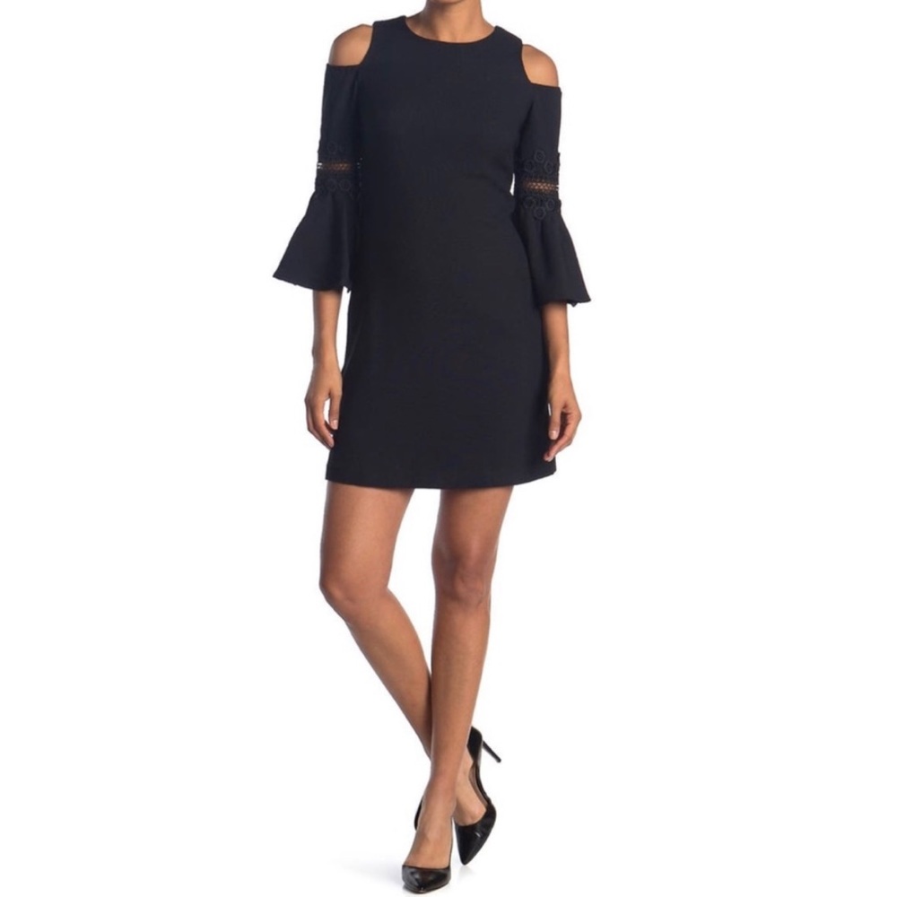 ❗️FINAL❗️ ELIZA J Navy Lace Appliqué Dress 12P 🔴🔴